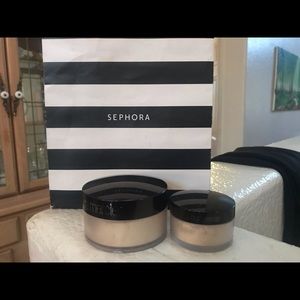 Laura Mercier translucent powder